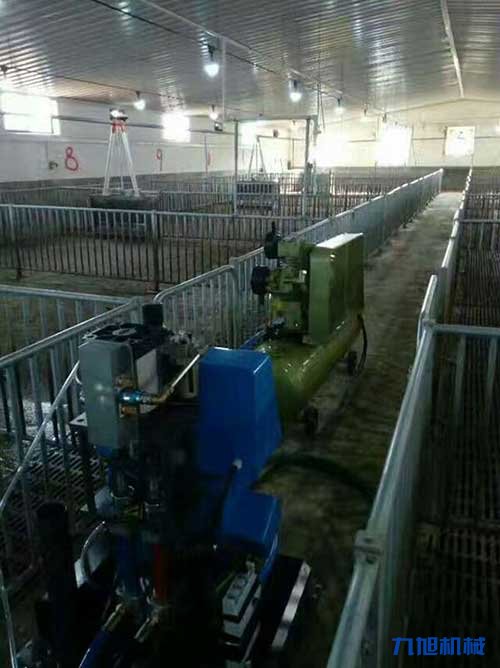 廣東聚氨酯噴涂機(jī)保溫施工